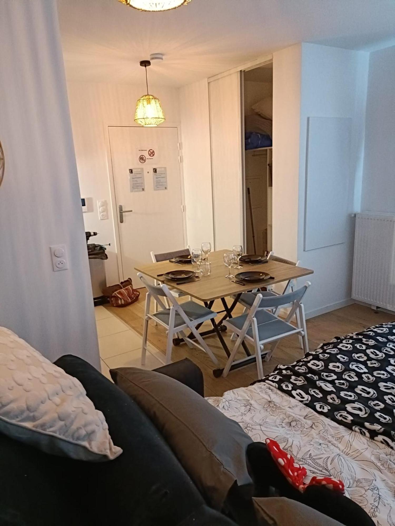 Disney - Paris 5 Min De Disney - Pk Prive Gratuit - 4 Personnes - Terrasse Jardin Chessy  Exterior foto